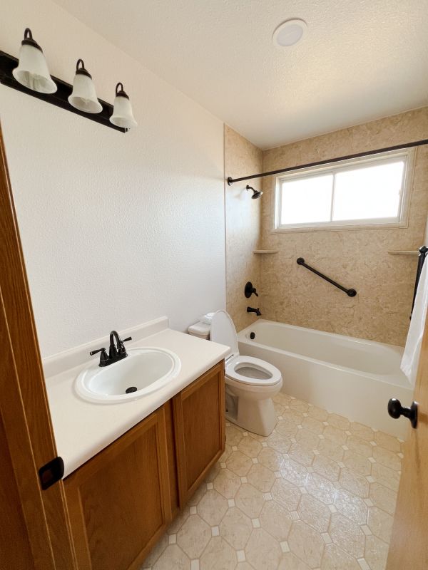 Top Bathroom Remodeling Companies in Monrovia, CA